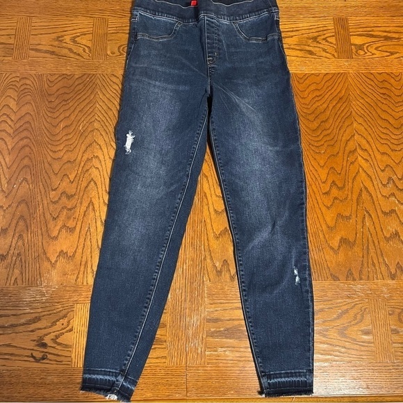 Spanx Distressed Ankle Skinny Jeans, Medium Wash Sz L - Picture 3 of 14